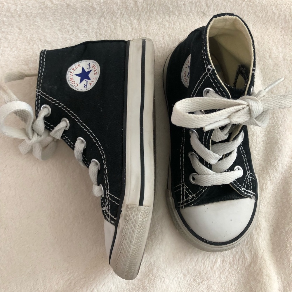 Kids Lightly Used High Top Converse